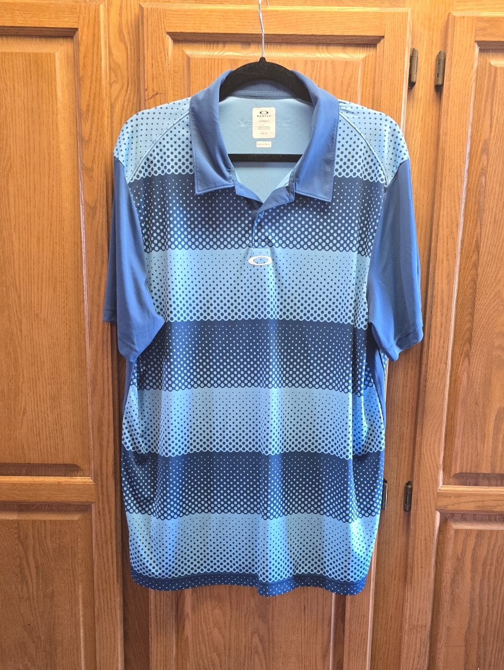 Oakley Dot Stripes Mens Golf Polo - Dot Stripes Blue - Size XL